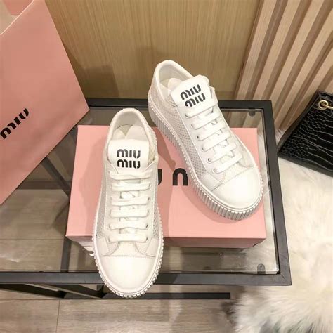 кроссовки miu miu